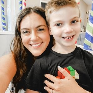 Meet your Posher, Sara